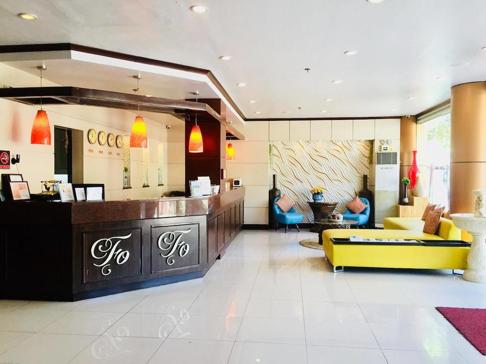 Fuente Oro Business Suites Cebu Powered By Cocotel Εξωτερικό φωτογραφία